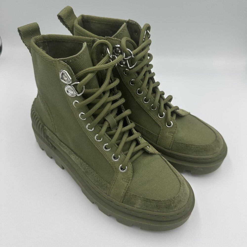 Gianni Bini Bradilee Boots Womens US 7.5M Green Canvas Lace Up High Top Lug Sole